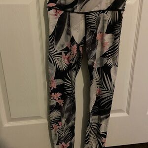 Victoria's Secret Black and Pink Tropical Leggings